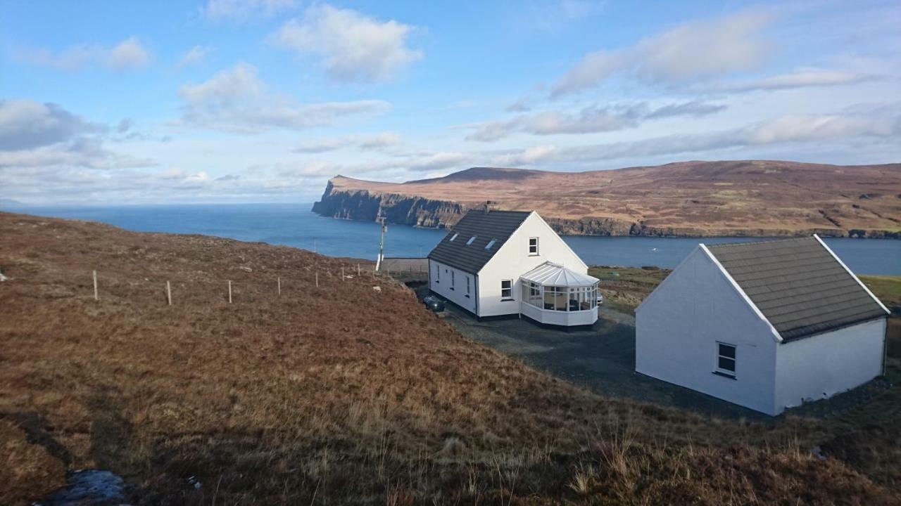 Waterfall View Milovaig Esterno foto